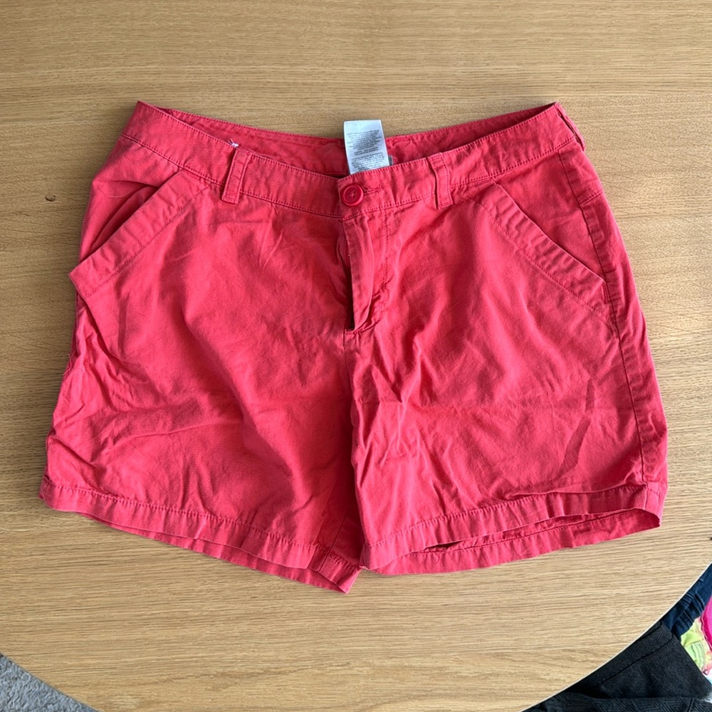 EUC Columbia women’s midi shorts
